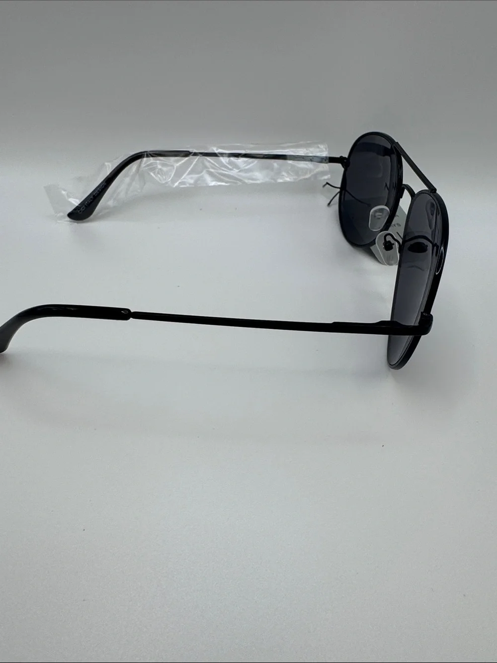 Men's Black Aviator Sunglasses with UV400 Protection